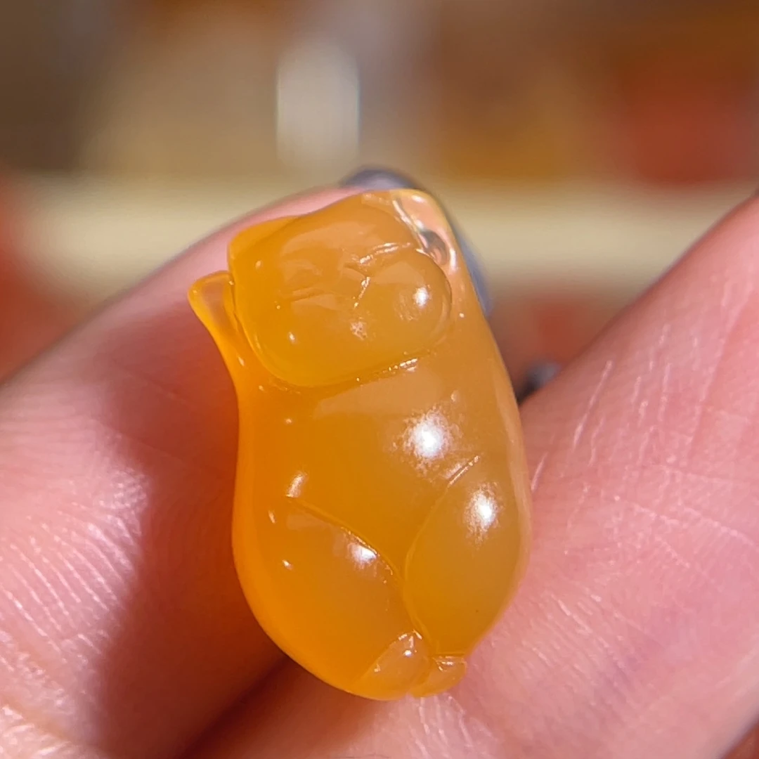 未镶嵌石英质玉（黄龙玉）伸懒腰猫猫 9.9x16.3mm 不