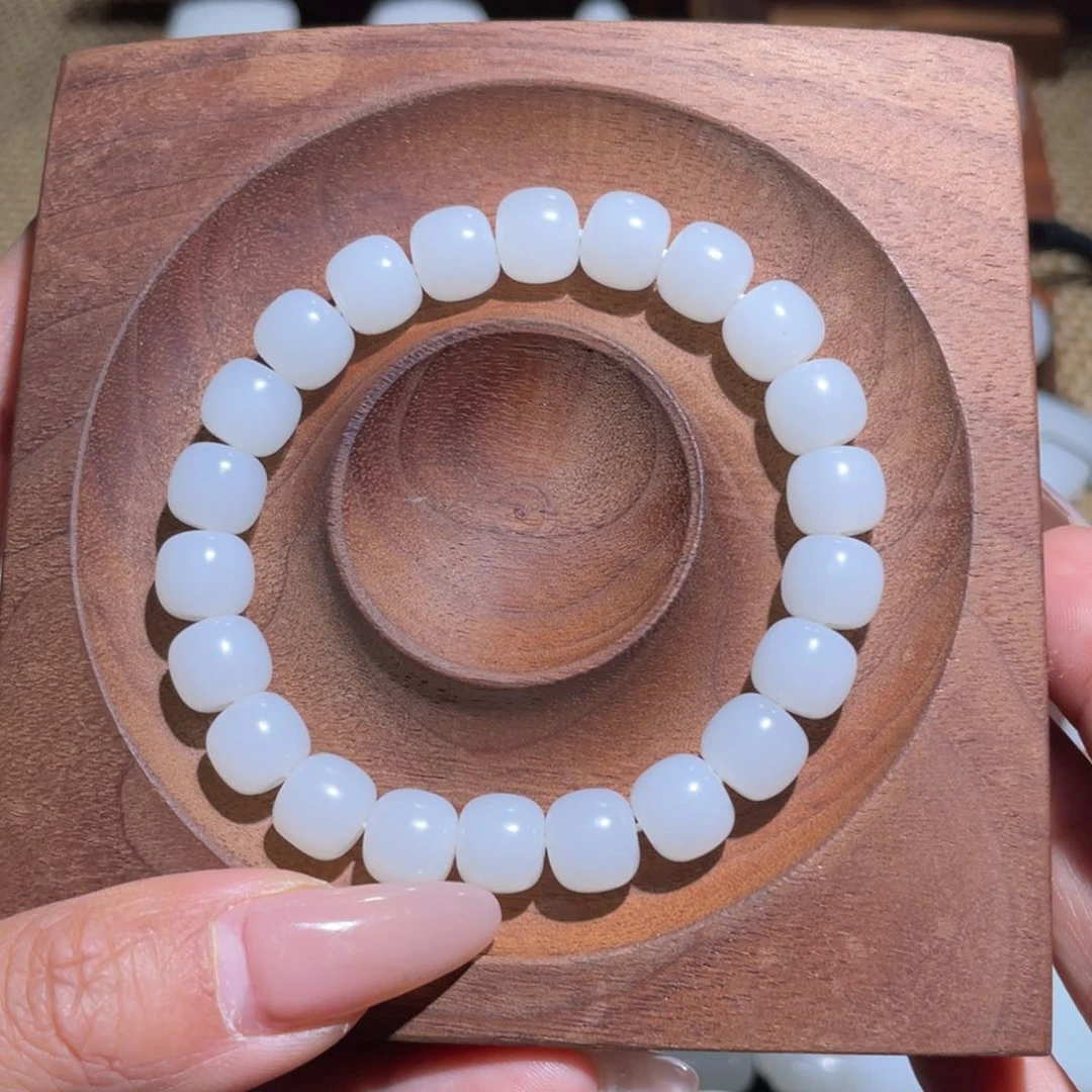 未镶嵌手链和田玉卡9