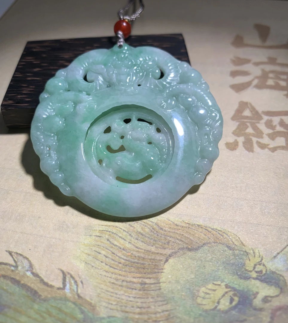 翡翠A货镂空三羊开泰男士挂件牌子手工精雕送礼佳品