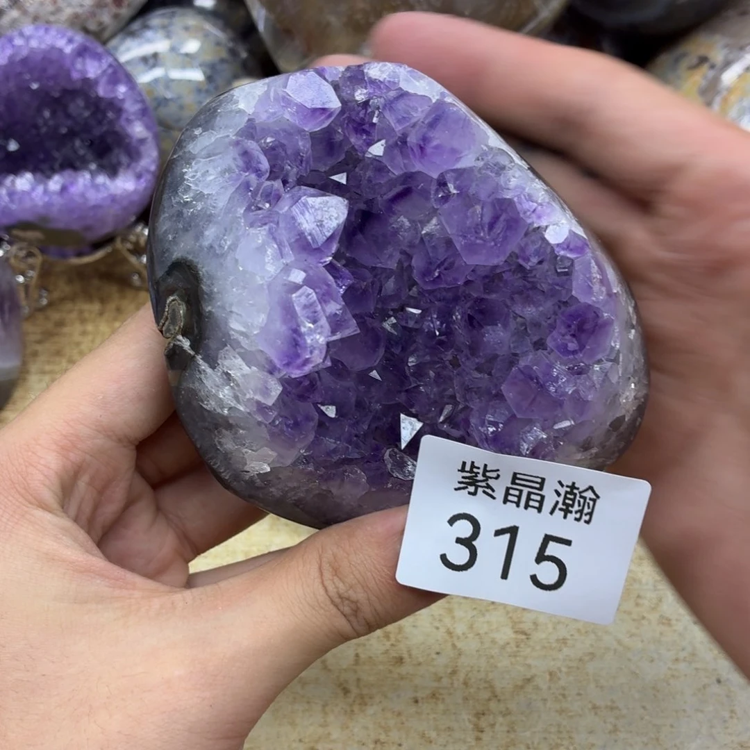 未镶嵌水晶大型摆件（非配饰）