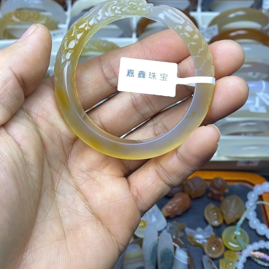 手镯玛瑙/玉髓未镶嵌