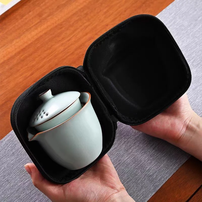 黄汝窑手抓茶壶黄汝窑手抓茶壶