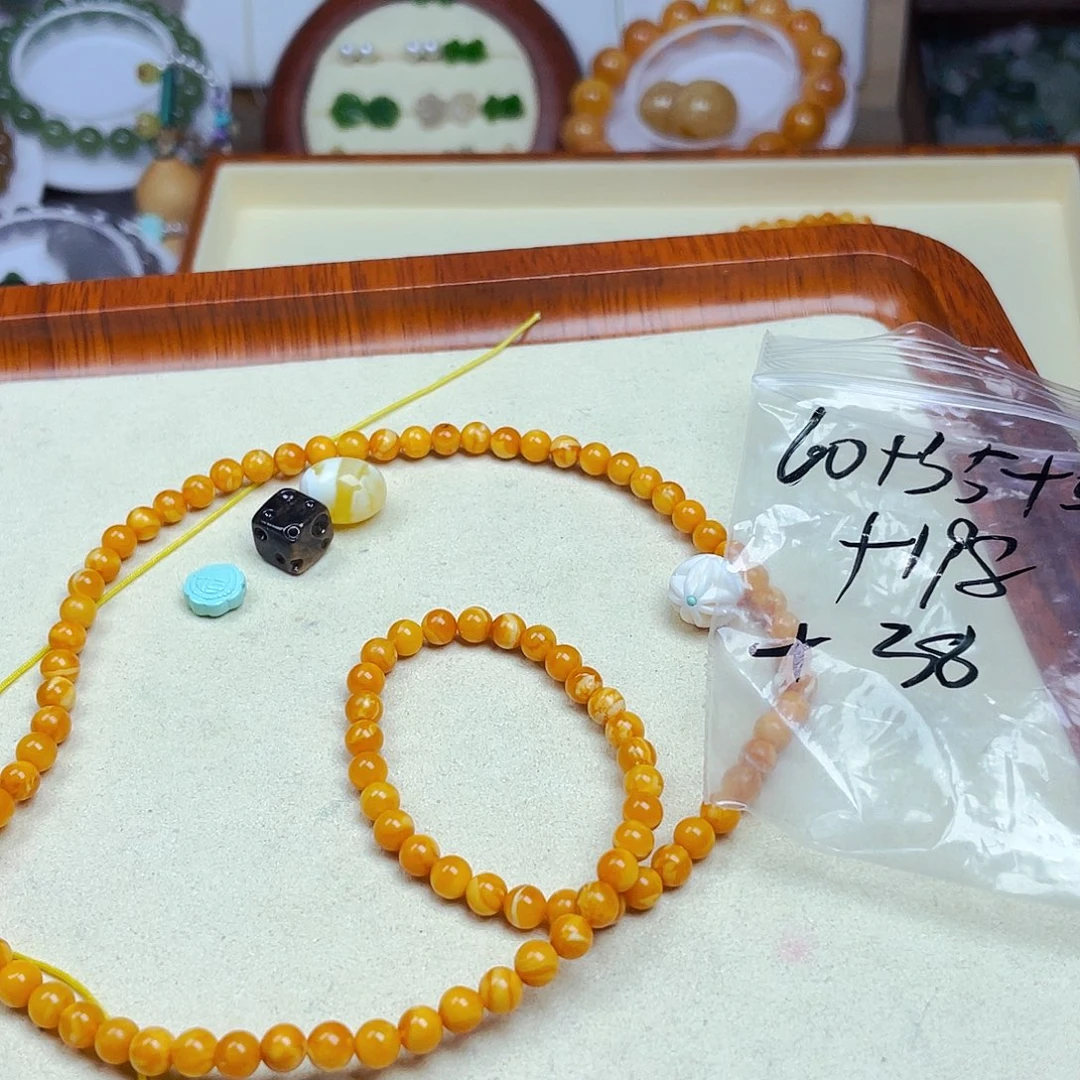 琥珀裸石未镶嵌木*子拍四单