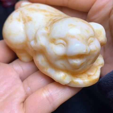 和田玉（糖玉）挂件未镶嵌