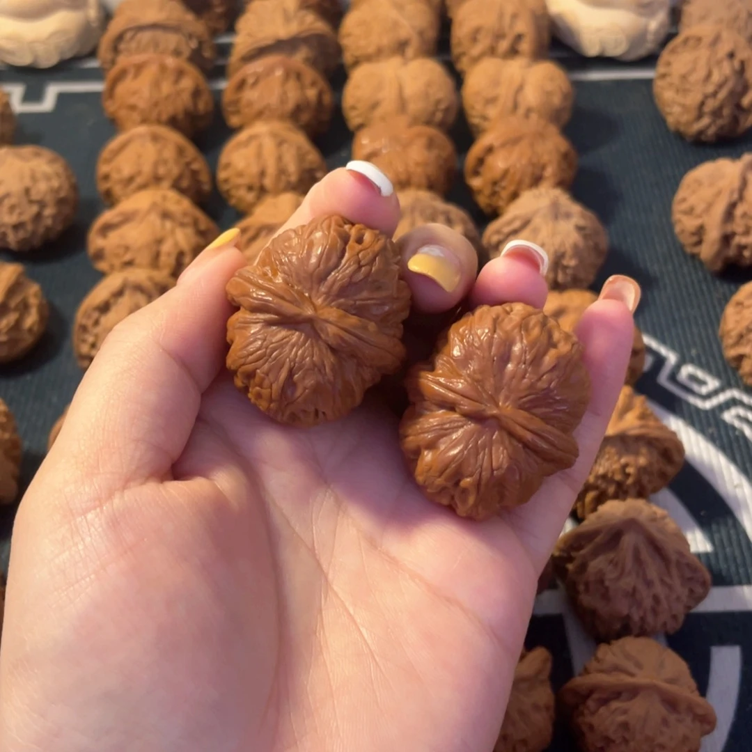 文玩核桃吊坠元宝39