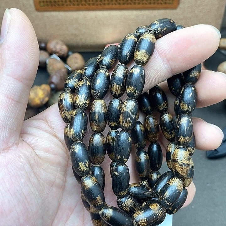 沉香碎屑沉香海南金丝虫漏88