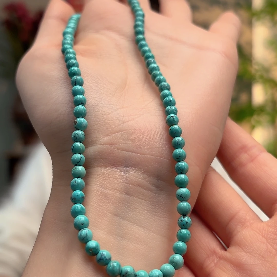 绿松石未镶嵌颈饰