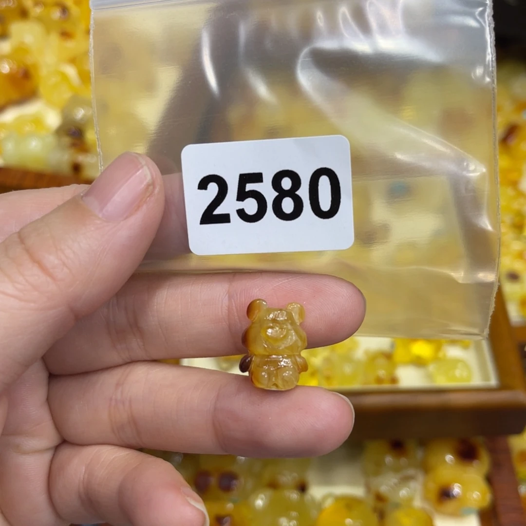 琥珀珠宝奇石未镶嵌