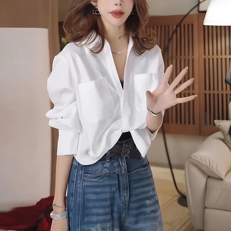 2025年秋季新款韩版小众通勤polo领小衫女休闲风百搭简约长袖衬衫