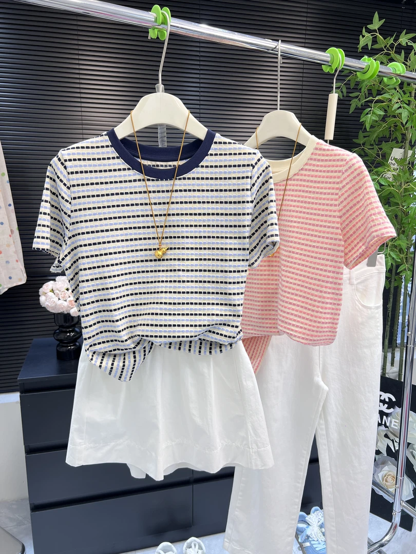 独特撞色条纹短袖T恤女 韩系新款宽松休闲别致女装