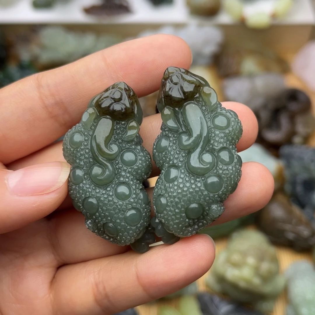 和田玉未镶嵌挂件