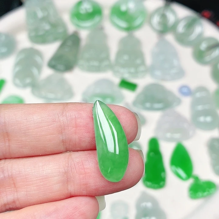 翡翠裸石缅甸天然A货翡翠