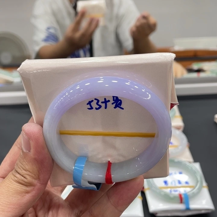 翡翠未镶嵌手镯缅甸翡翠