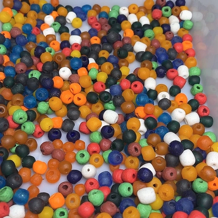 琉璃颈饰5460。非洲琉璃80克