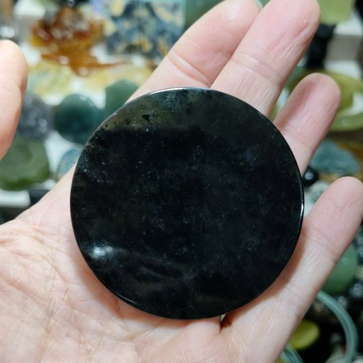 岫玉未镶嵌挂坠款式