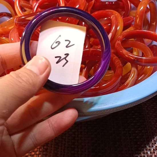 玛瑙/玉髓未镶嵌手镯