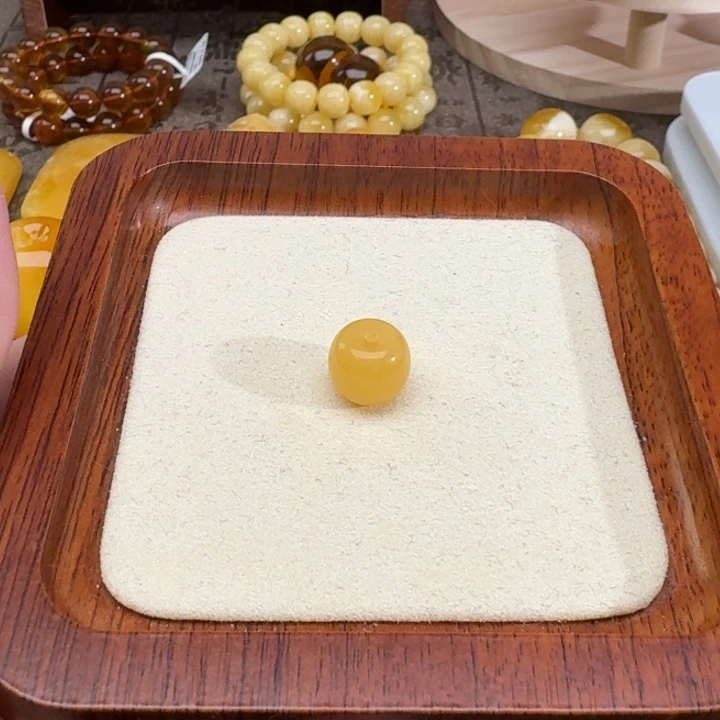 琥珀裸石未镶嵌琥珀裸石未镶嵌251