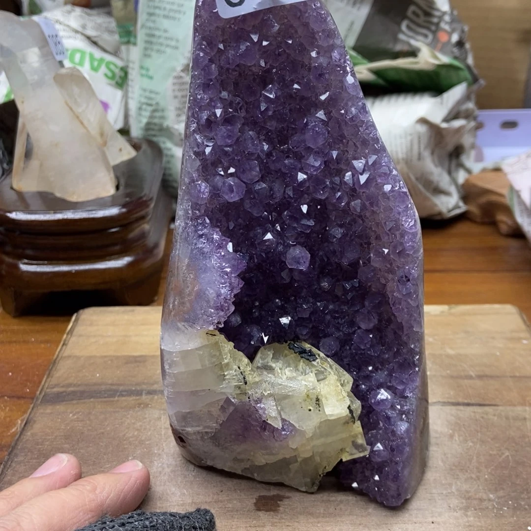 紫晶天然水晶摆件未镶嵌