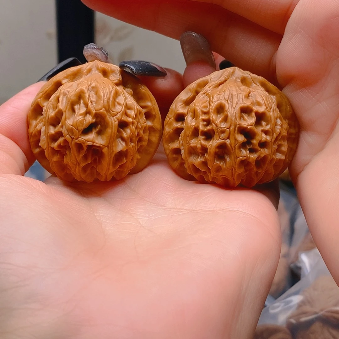 文玩核桃吊坠宫灯