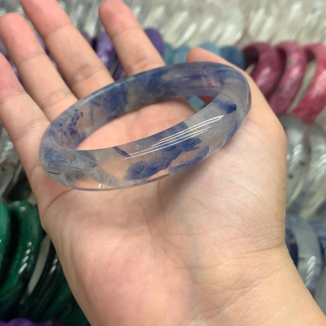 水晶手镯未镶嵌蓝晶石