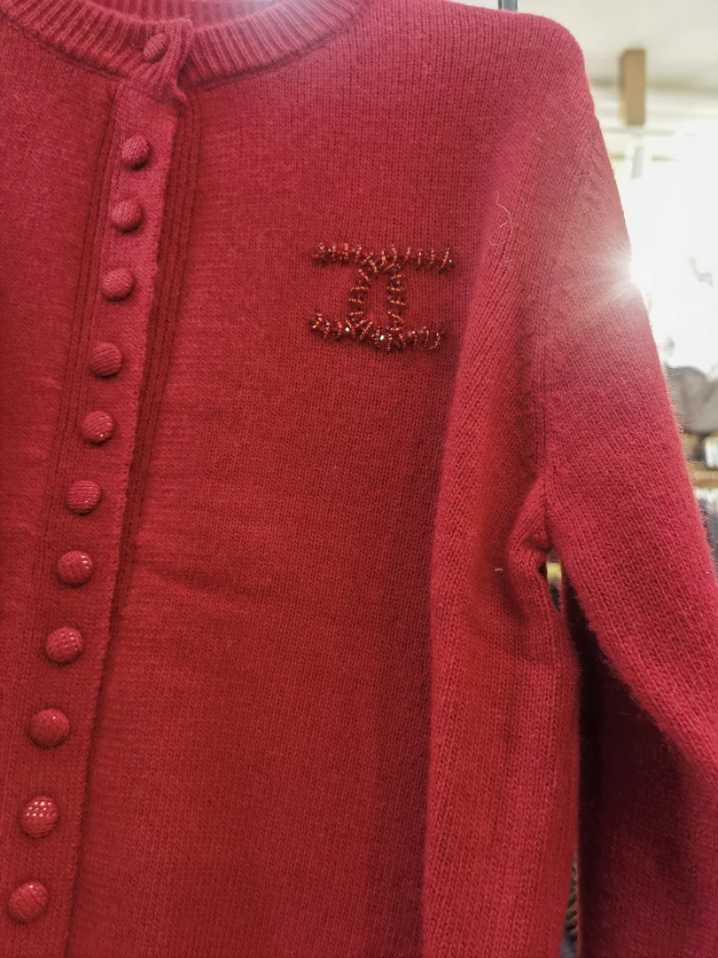 羊毛开衫非常好穿90-135可以穿