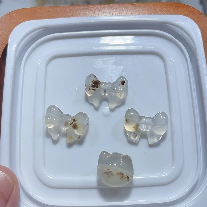合金颈饰玛瑙/玉髓