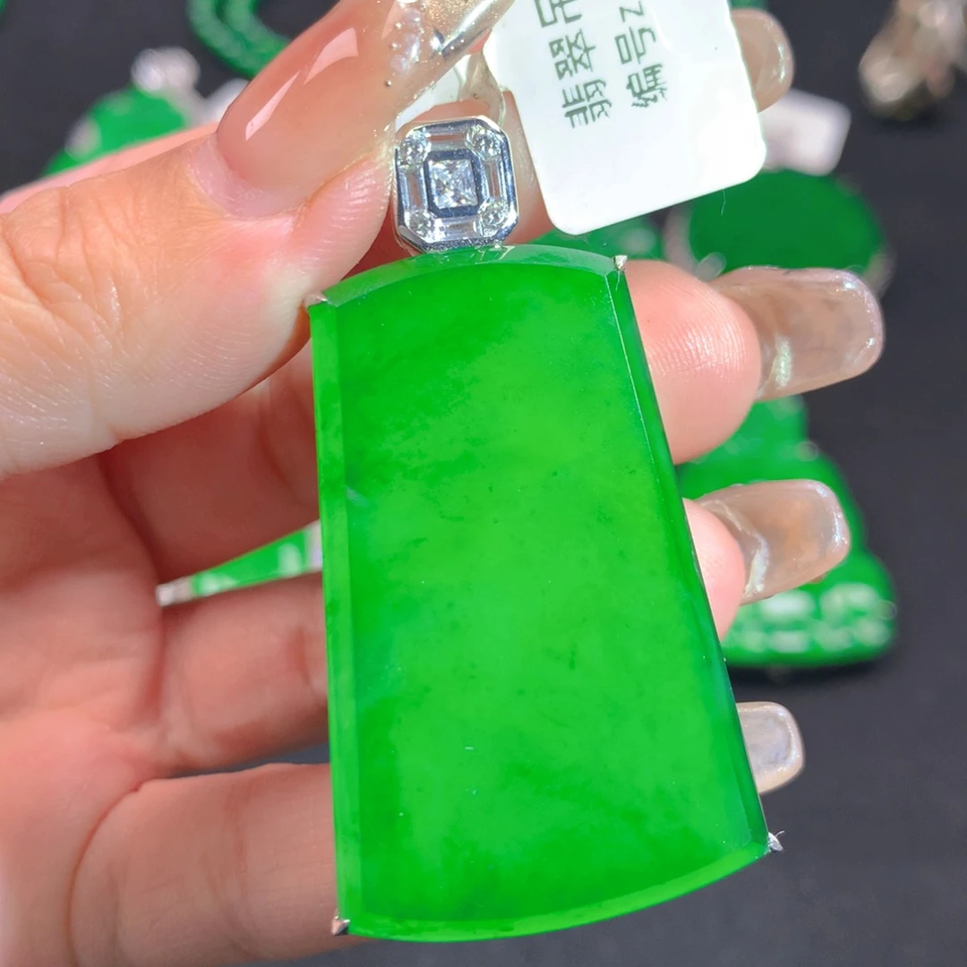 翡翠颈饰银S925镶嵌111111111