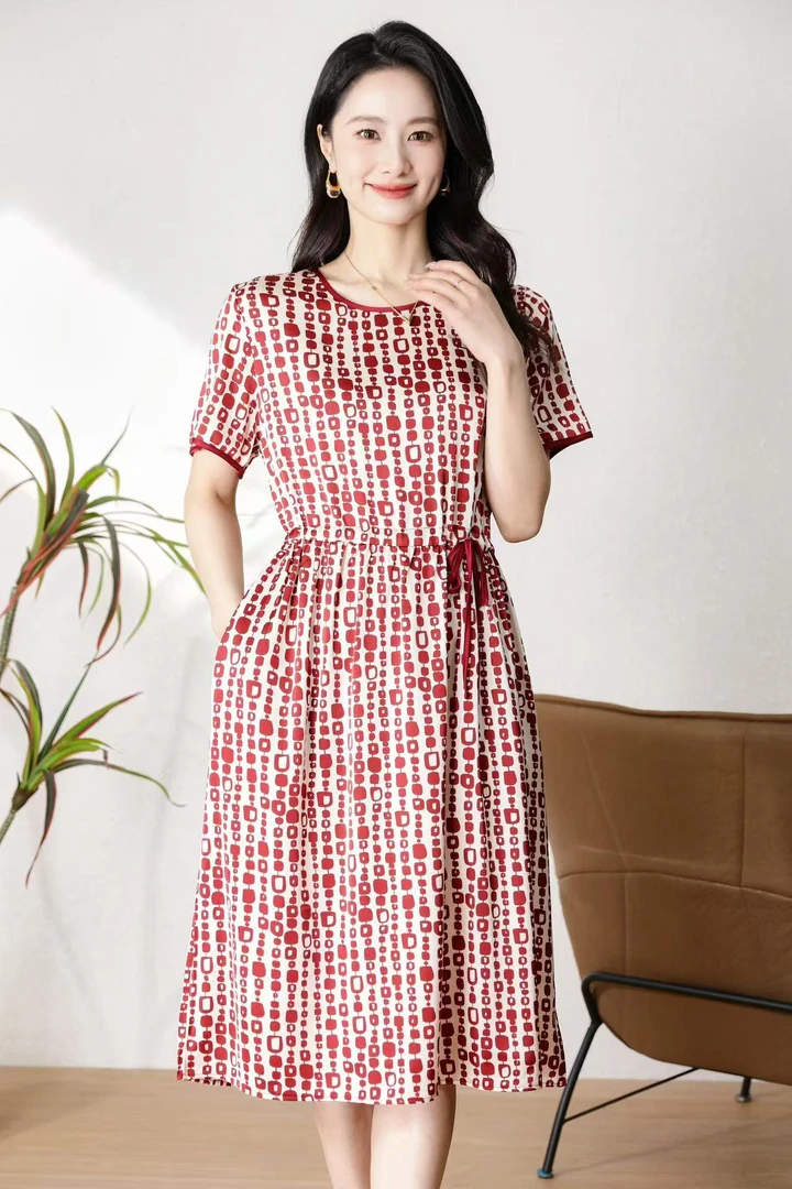 连衣裙妈妈装大码过膝收腰显瘦遮肉圆领系带长裙时尚夏季减龄女装