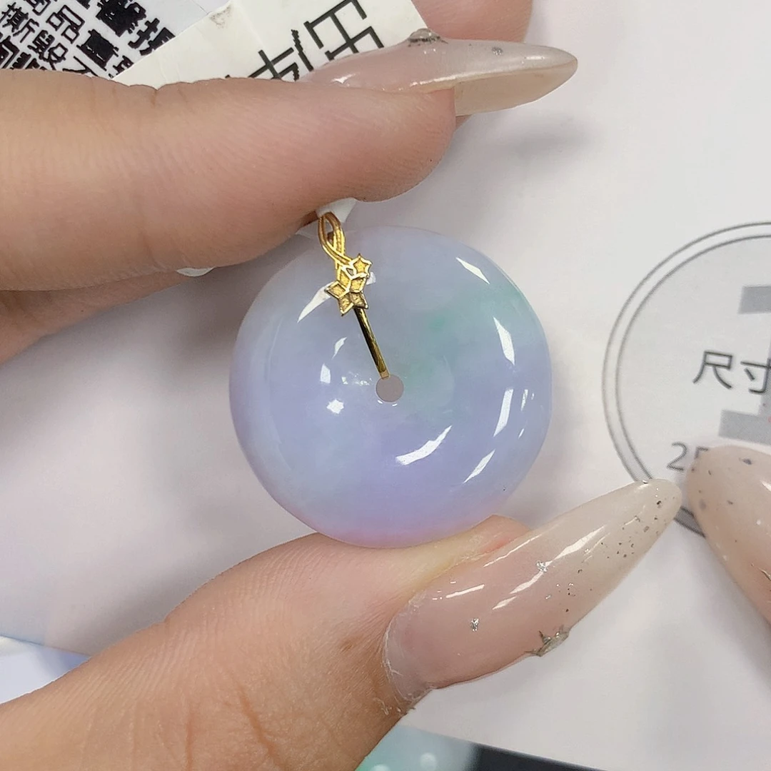 颈饰18K金镶嵌翡翠