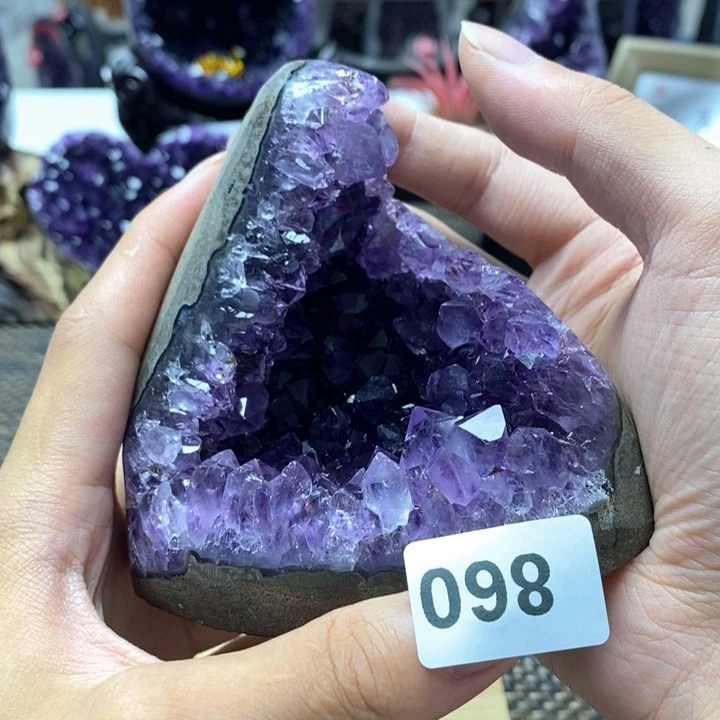 未镶嵌大型摆件（非配饰）水晶
