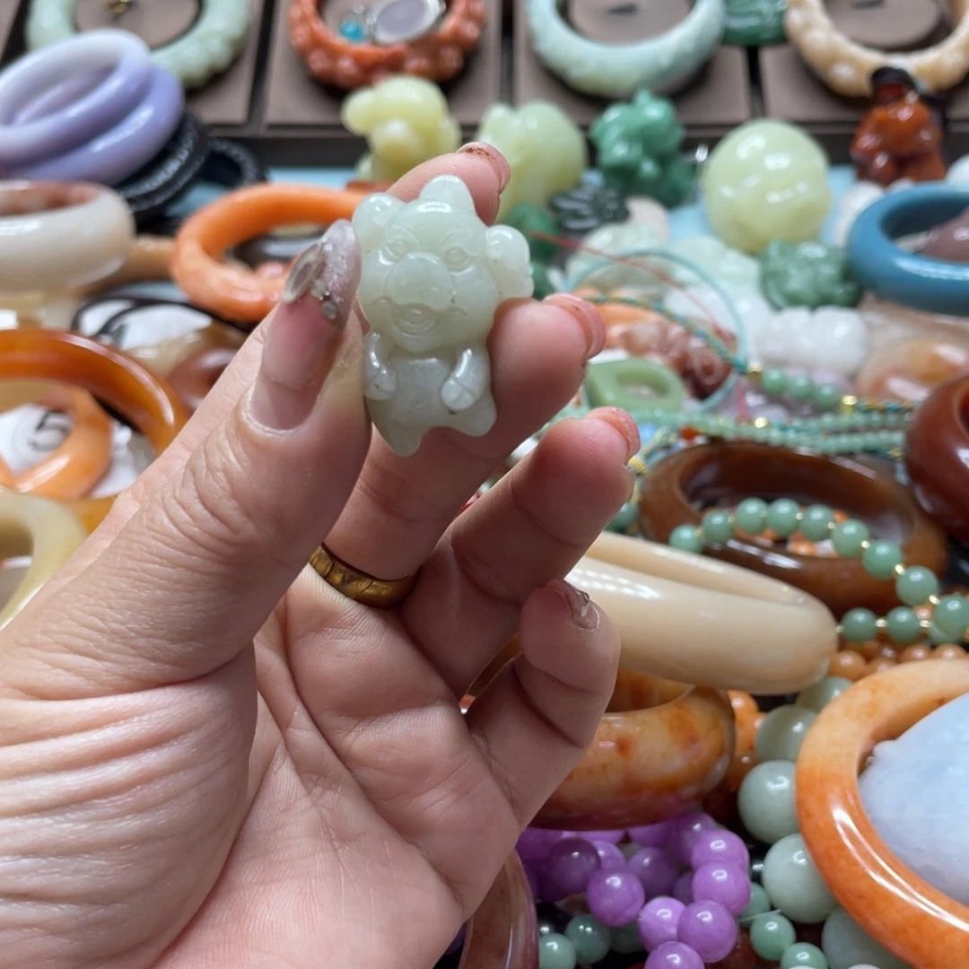 石英质玉手镯合金枝*