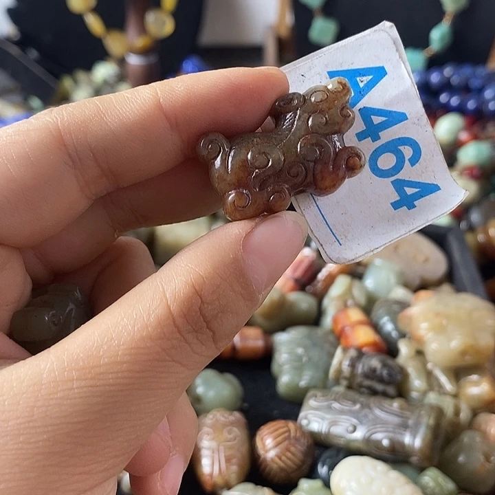 哈****玛瑙/玉髓颈饰未镶嵌