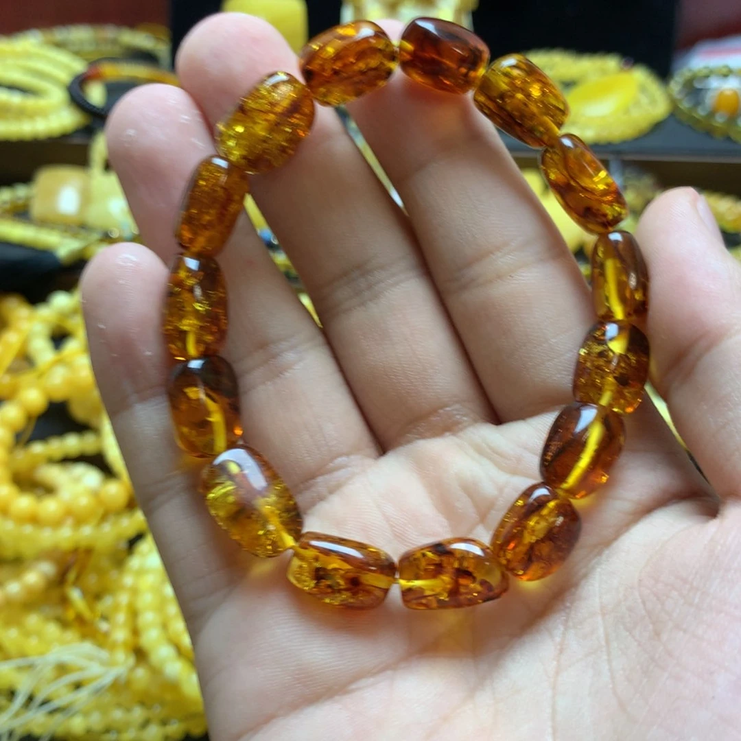 未镶嵌琥珀珠宝奇石