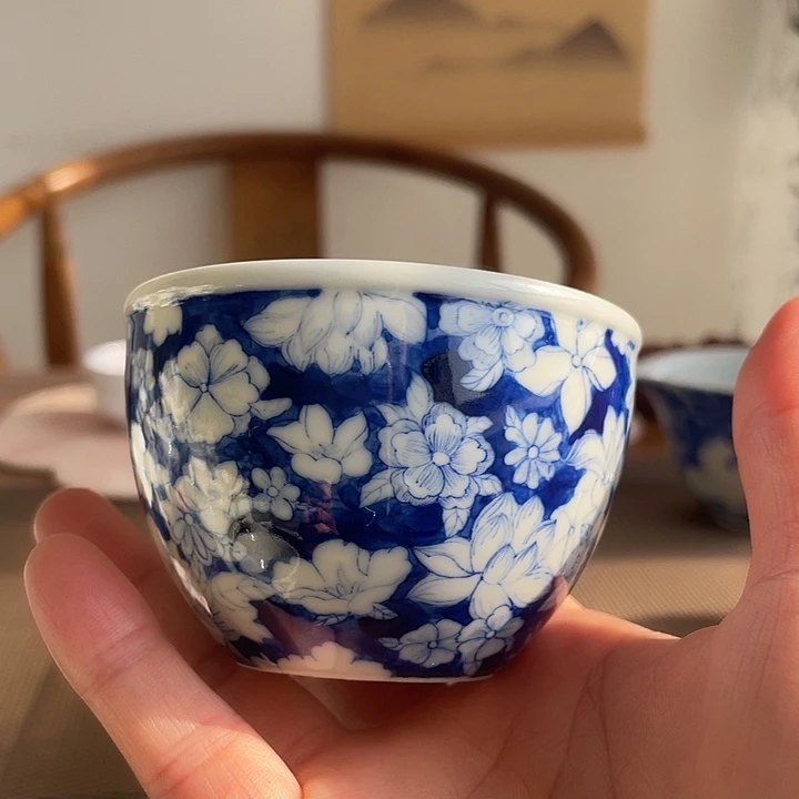 青花万花小缸杯微微瑕