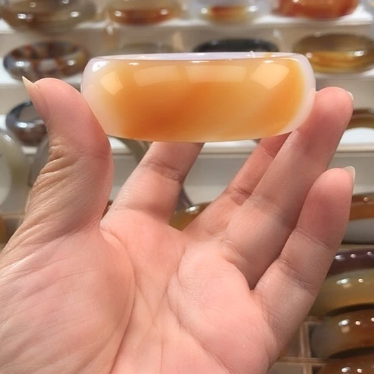 玛瑙/玉髓未镶嵌手镯11号