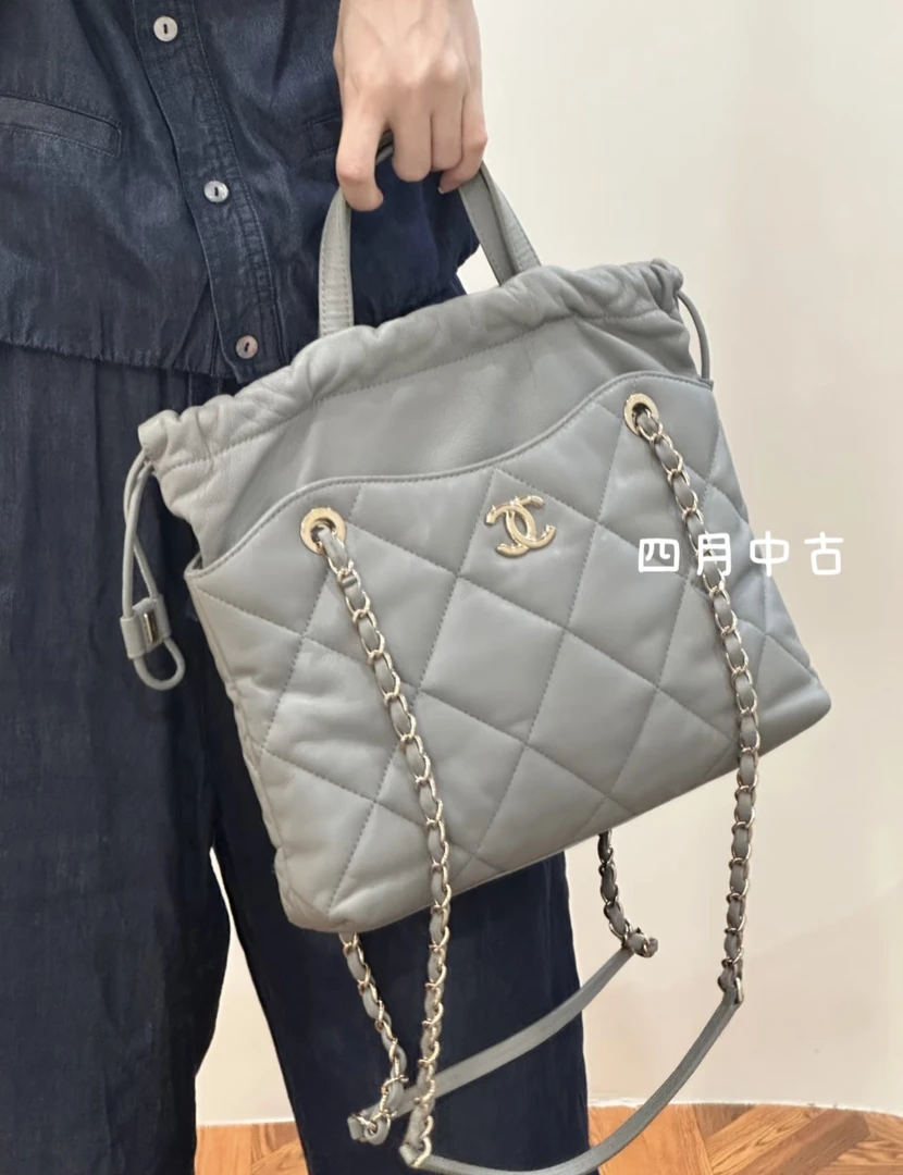 95新 Chanel/香奈儿 灰色2way抽绳福袋包 95新