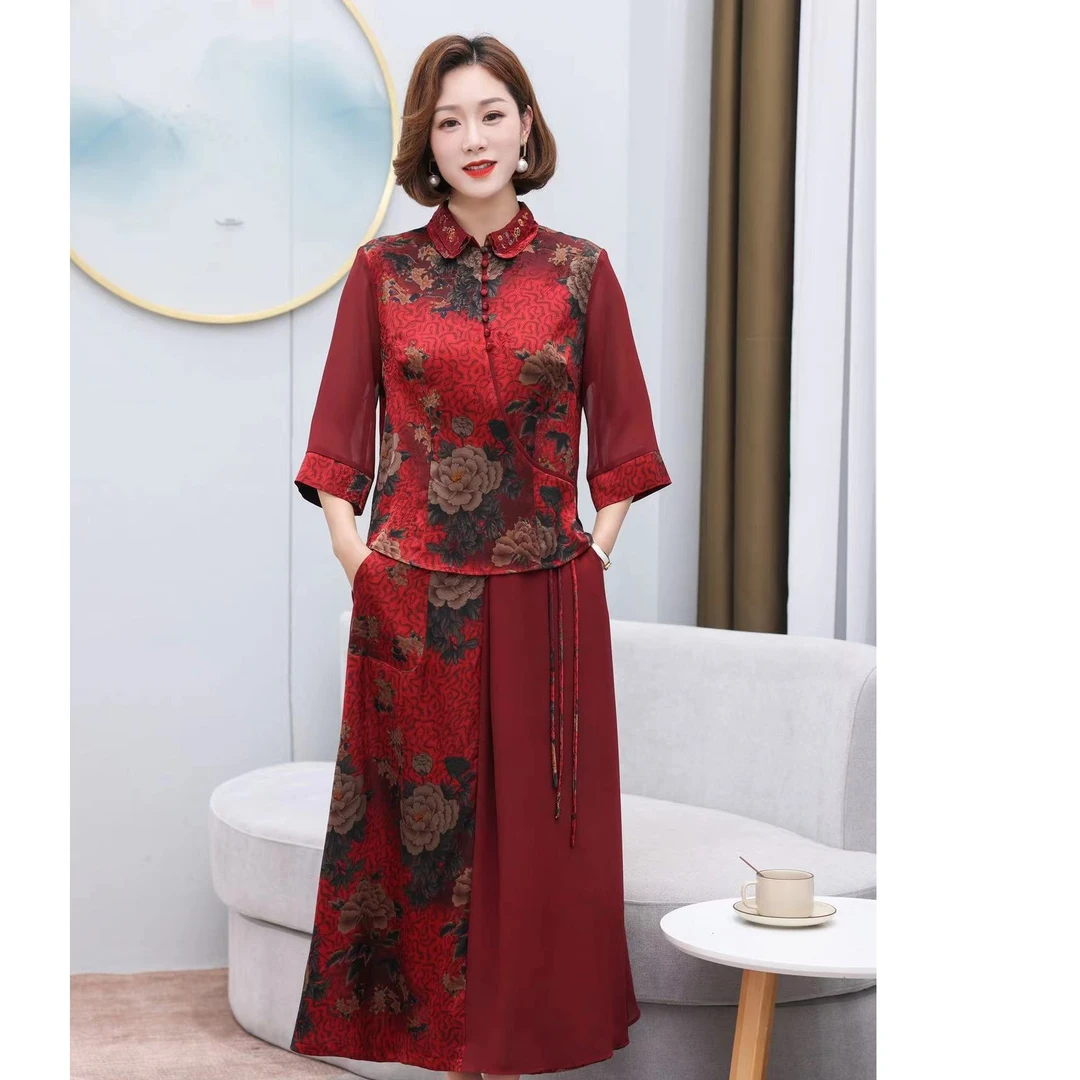 21229-26新款刺绣女士套装