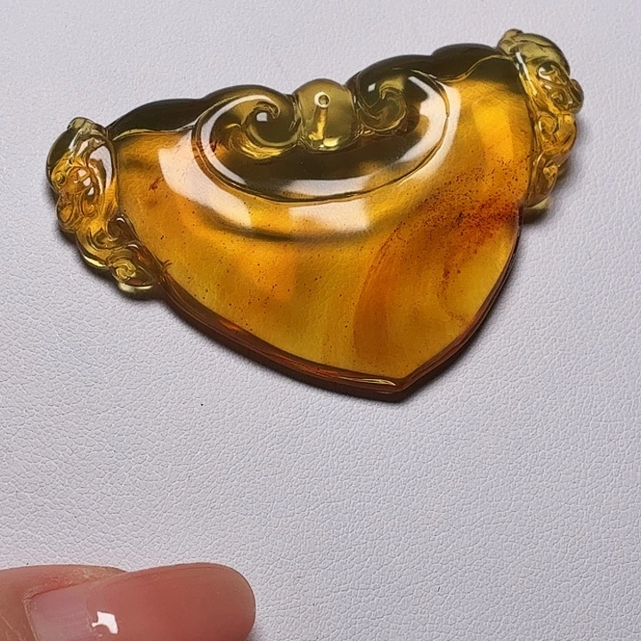 琥珀未镶嵌珠宝奇石吊
