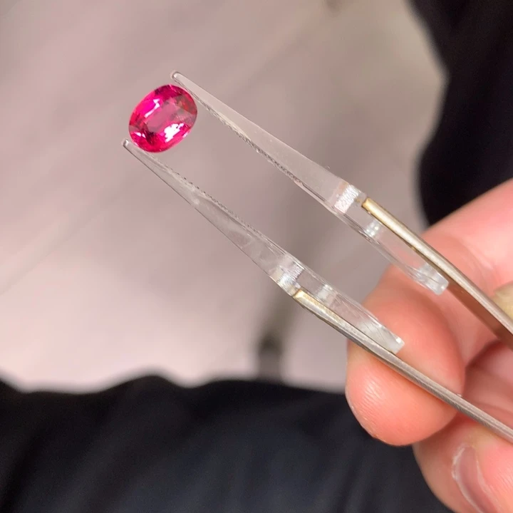 碧玺裸石未镶嵌裸石