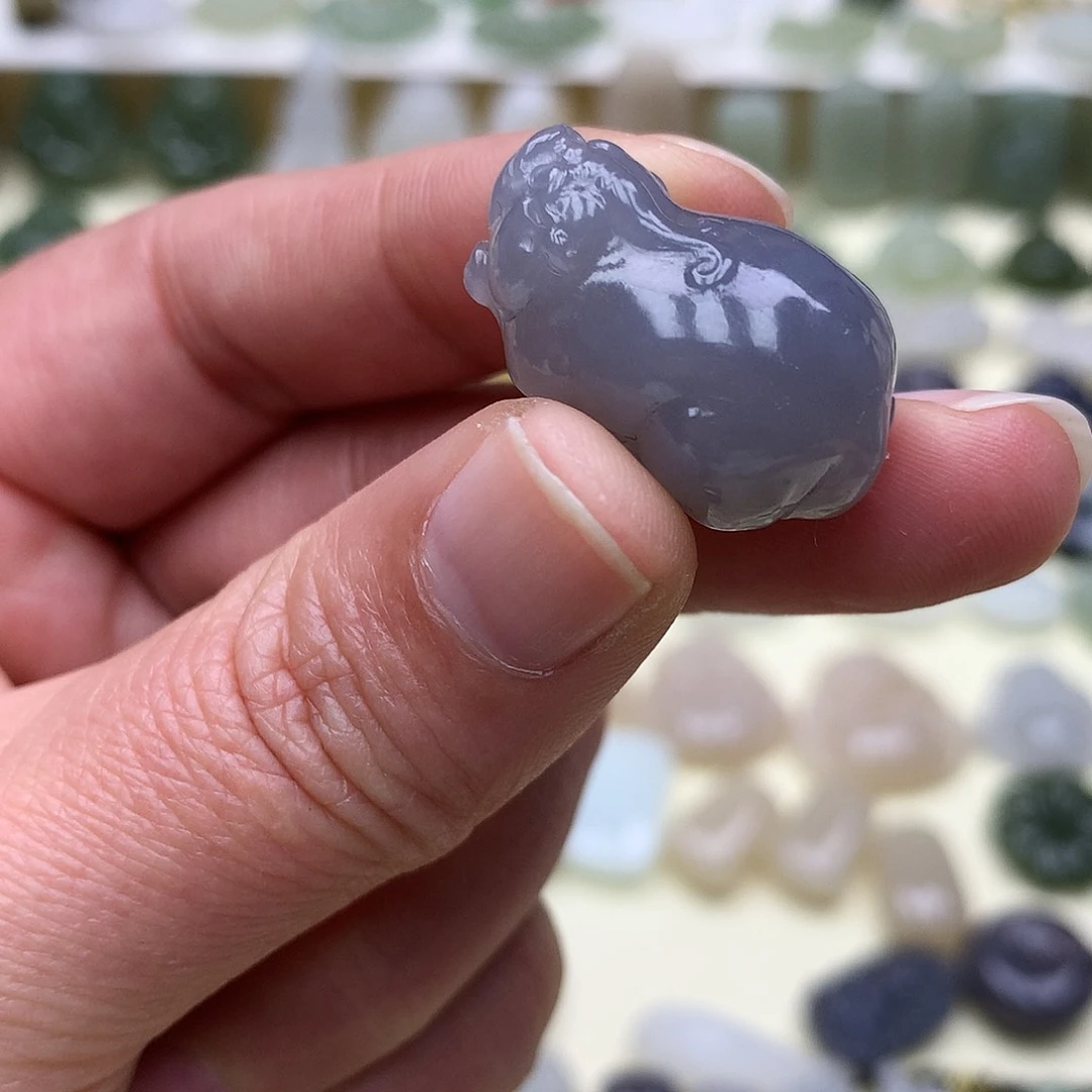 和田玉颈饰未镶嵌锦**雨