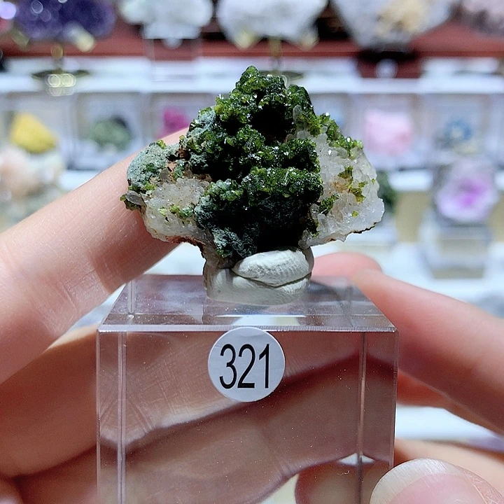 石材大*哒天然矿物晶体摆件