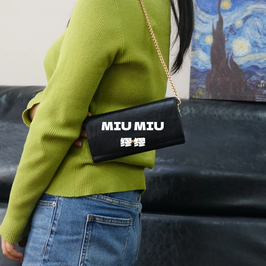 95新 MIU MIU/缪缪 miumiu/黑金链条钱包/CZ02112258/2258