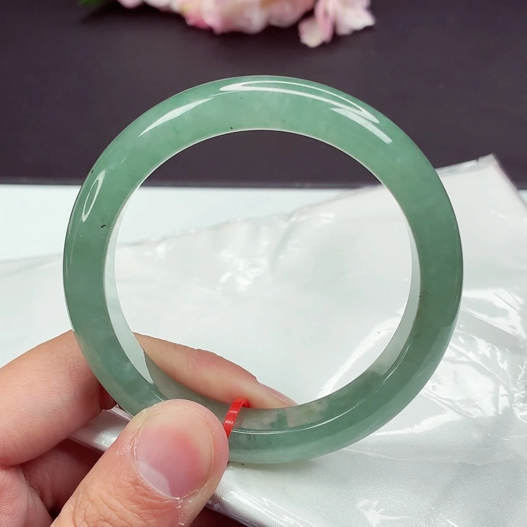 翡翠未镶嵌手镯56圈口