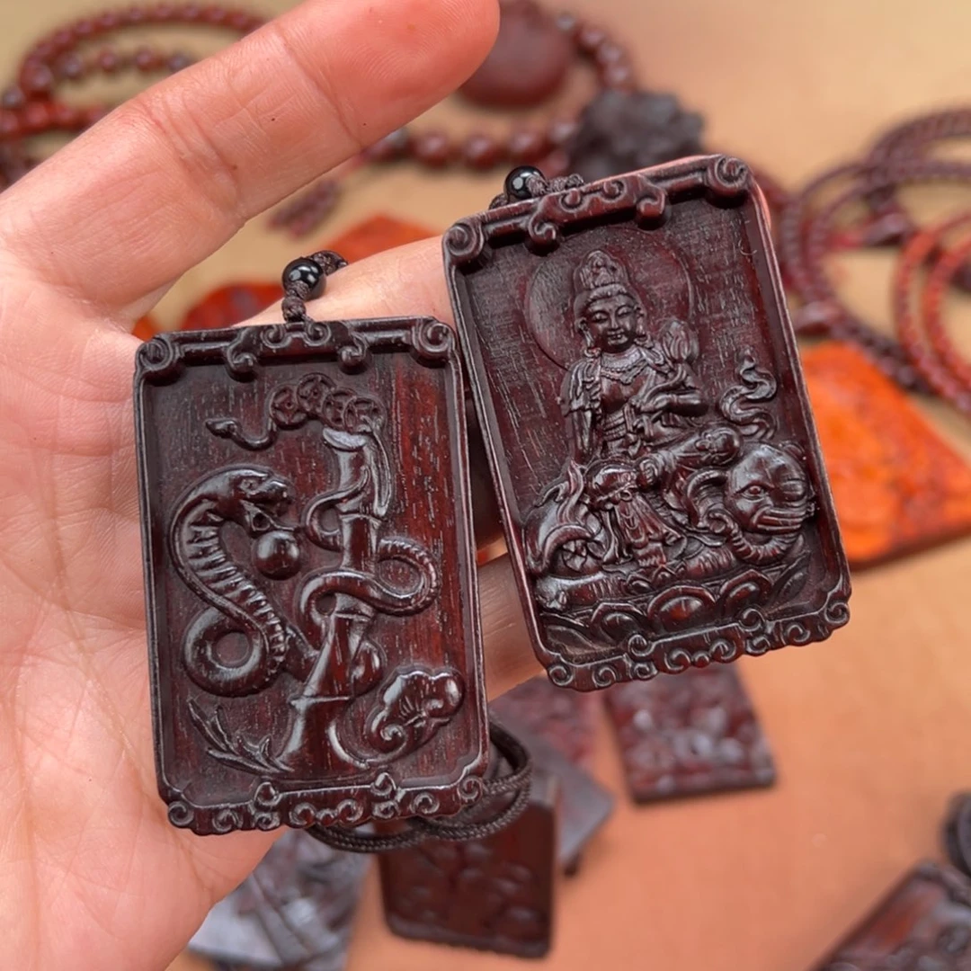 檀香紫檀（小叶紫檀）无事牌生肖蛇普贤461，38.8