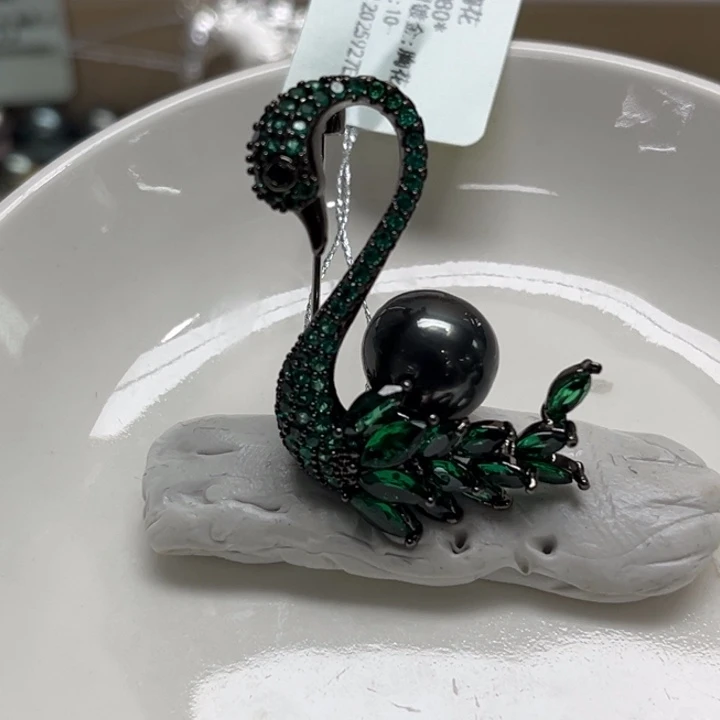 未镶嵌胸针海水珍珠10-11mm6号