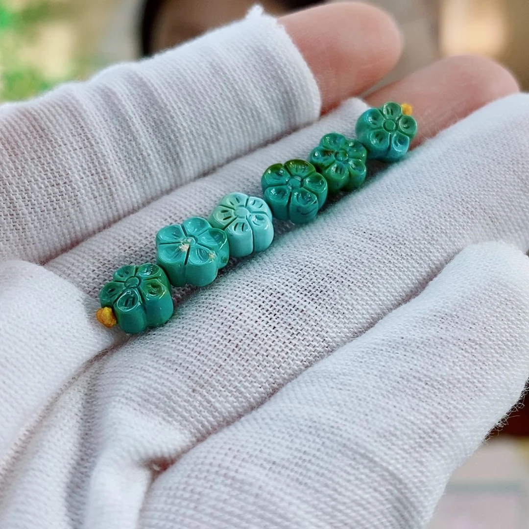 未镶嵌绿松石珠宝奇石