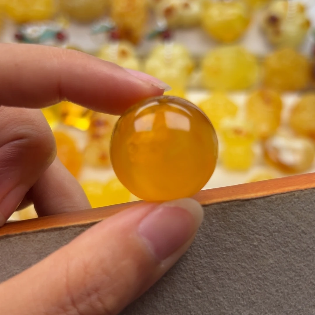 蜜蜡未镶嵌颈饰25+珠珠