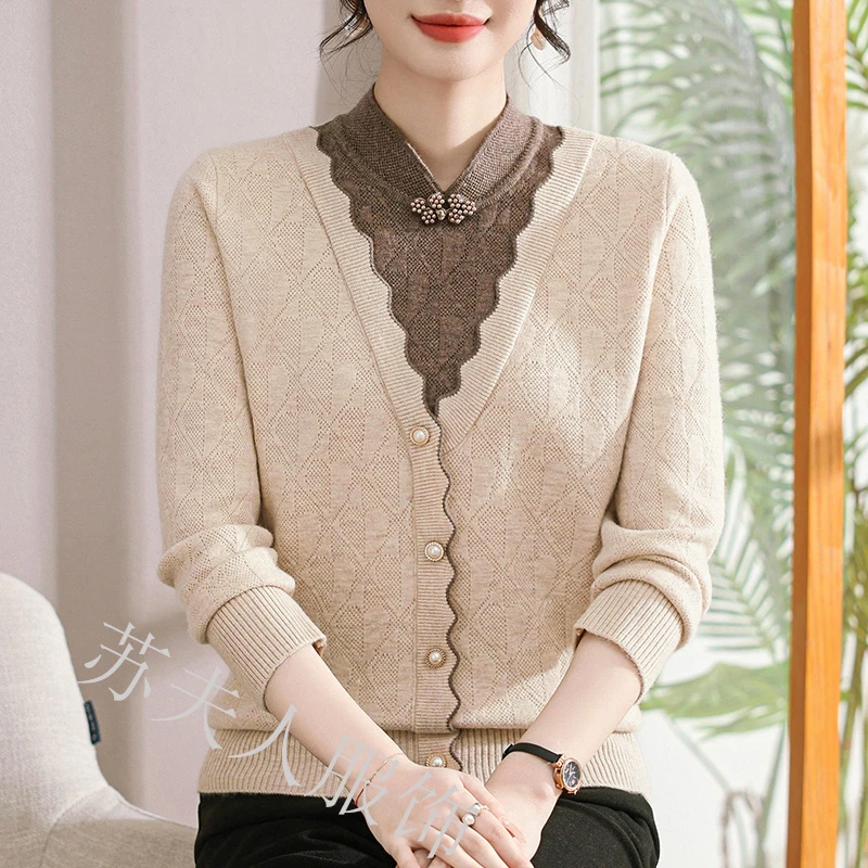 2025新款妈妈装秋冬针织衫中老年女装假两件洋气毛衣时尚打底上衣