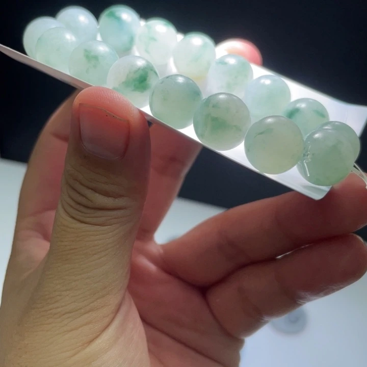 未镶嵌定制翡翠翡翠卡12+