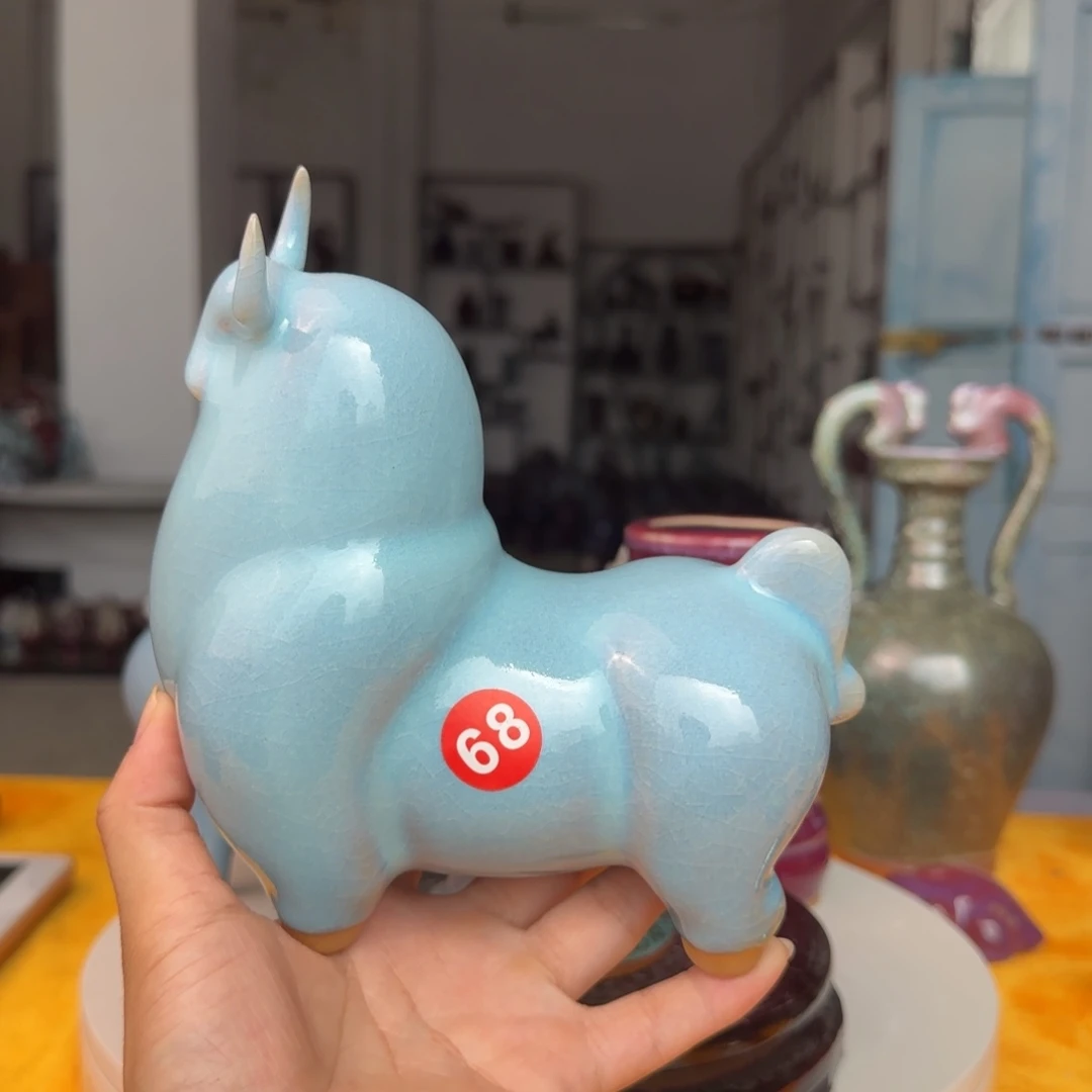 摆件郑家钧瓷摆件